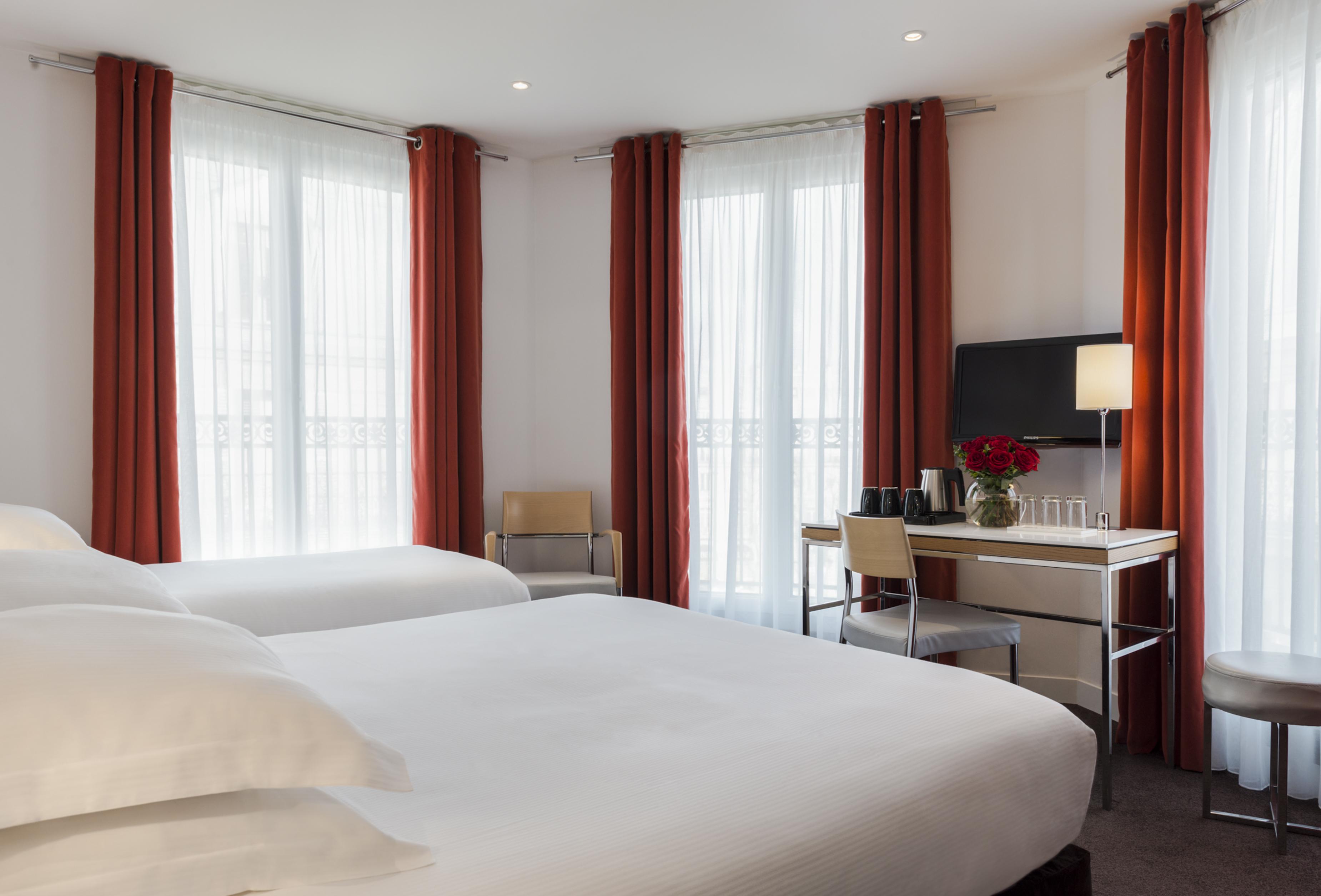 Hotel Albe Saint Michel Paris Bagian luar foto
