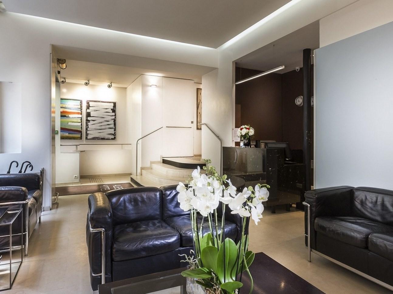 Hotel Albe Saint Michel Paris Bagian luar foto